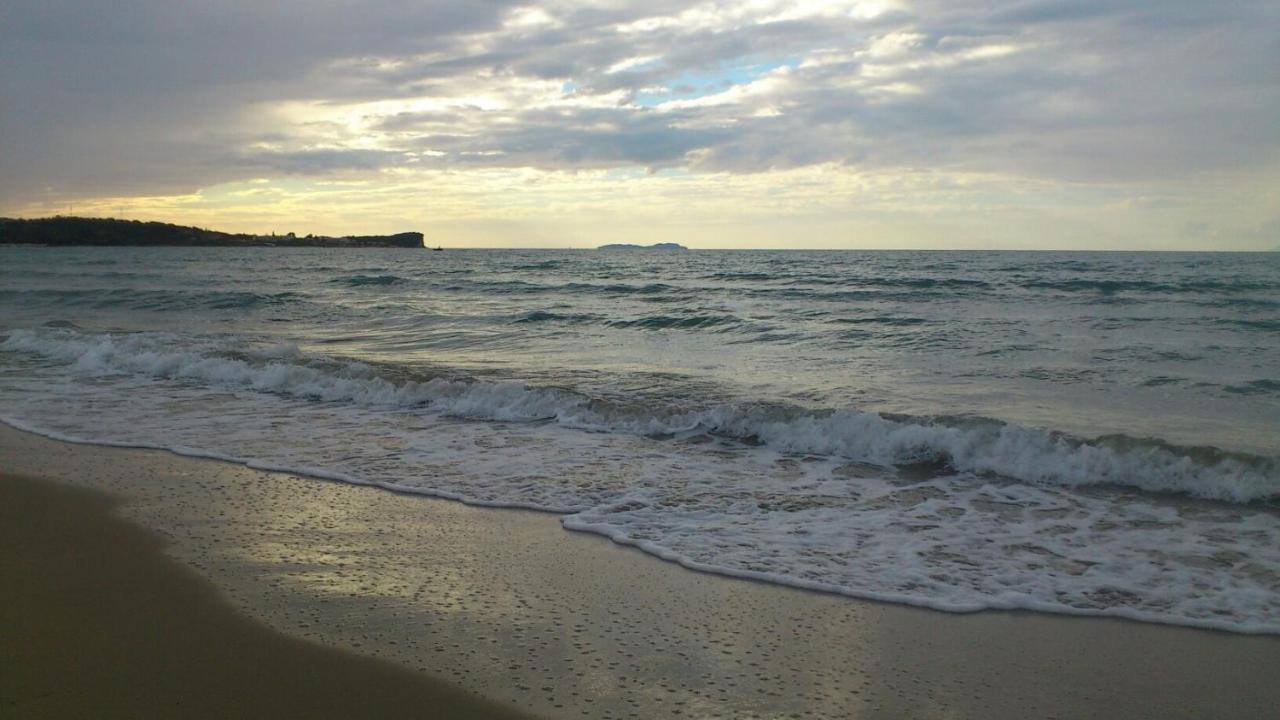 Kormoranos Beach Acharavi  Luaran gambar